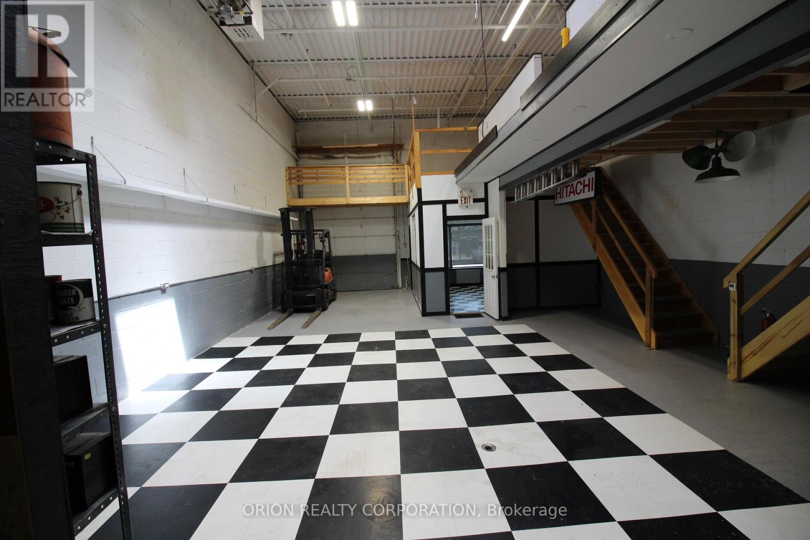 15 - 1095 Strathy Avenue, Mississauga (Lakeview), Ontario  L5E 2K1 - Photo 7 - W12919474