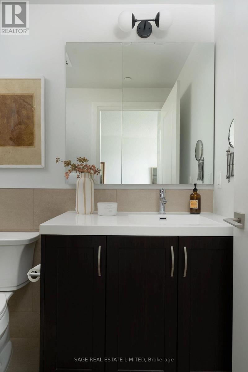 612 - 2 Old Mill Drive, Toronto, Ontario  M6S 0A2 - Photo 26 - W12919498