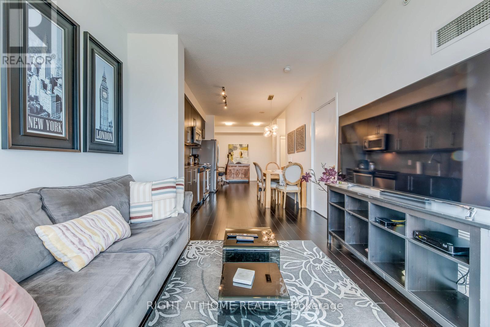 3911 - 4011 Brickstone Mews, Mississauga, Ontario  L5B 0G3 - Photo 22 - W12919504