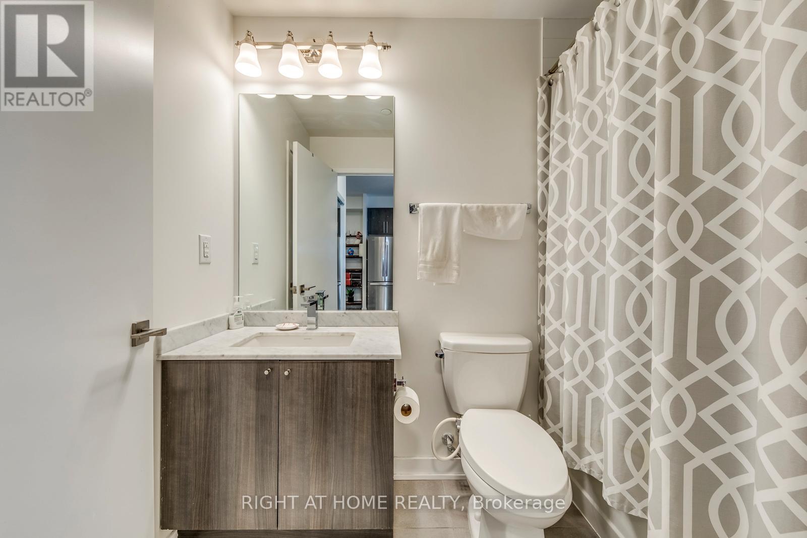 3911 - 4011 Brickstone Mews, Mississauga, Ontario  L5B 0G3 - Photo 28 - W12919504