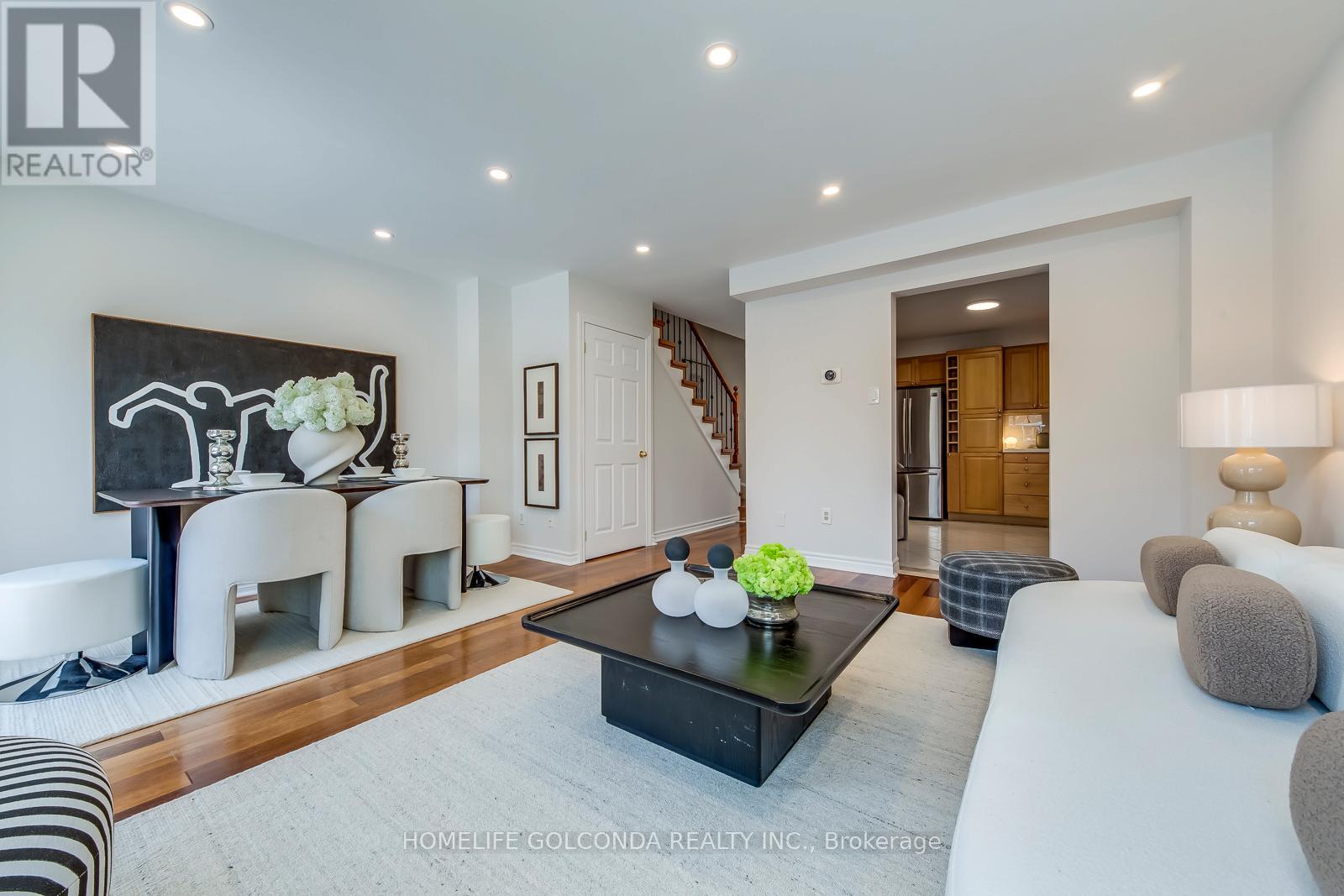 439 Bluesky Crescent, Mississauga, Ontario  L5R 2R9 - Photo 8 - W12919506