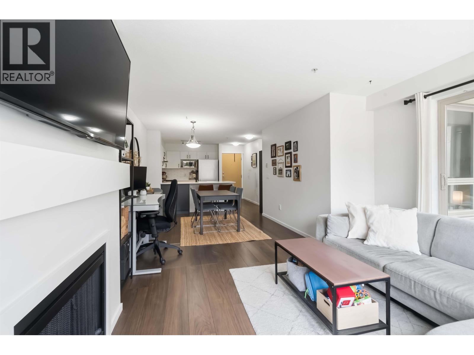 308 801 Klahanie Drive, Port Moody, British Columbia  V3H 5K4 - Photo 14 - R3103158