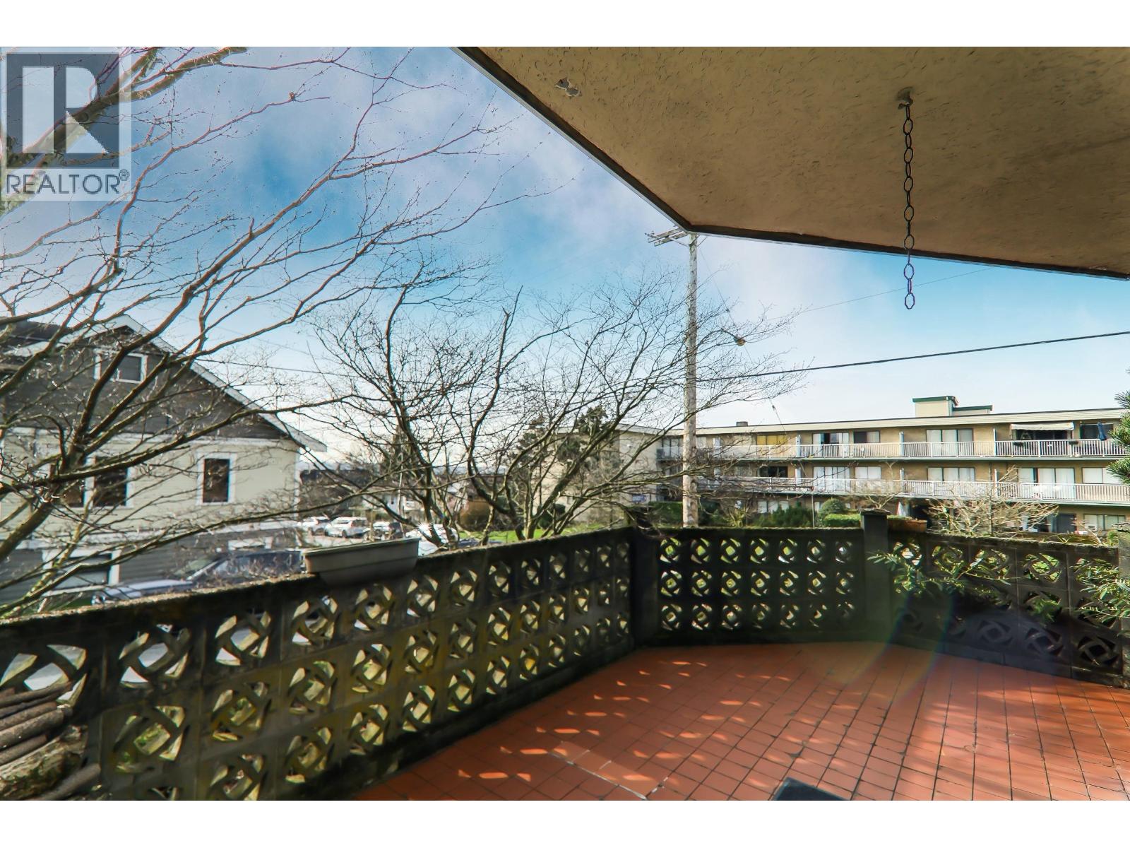 103 327 Ninth Street, New Westminster, British Columbia  V3M 3V8 - Photo 14 - R3102320