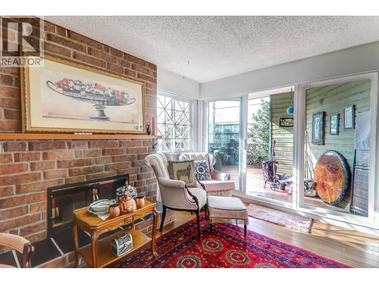 103 327 Ninth Street, New Westminster, British Columbia  V3M 3V8 - Photo 6 - R3102320