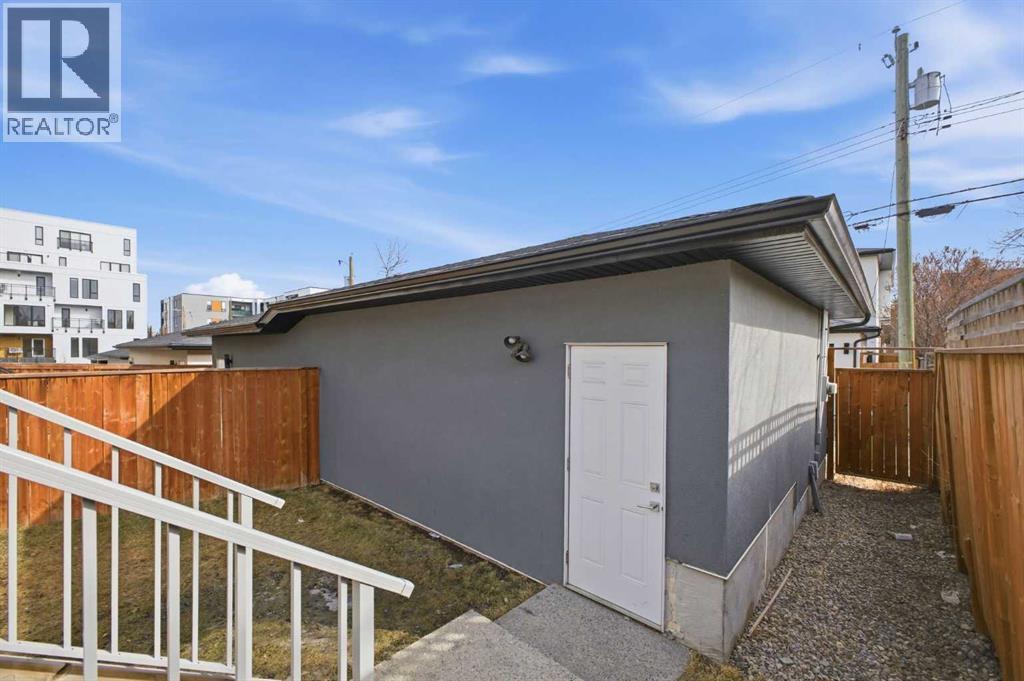 1430 27 Street Sw, Calgary, Alberta  T3C 1L3 - Photo 36 - A2295767