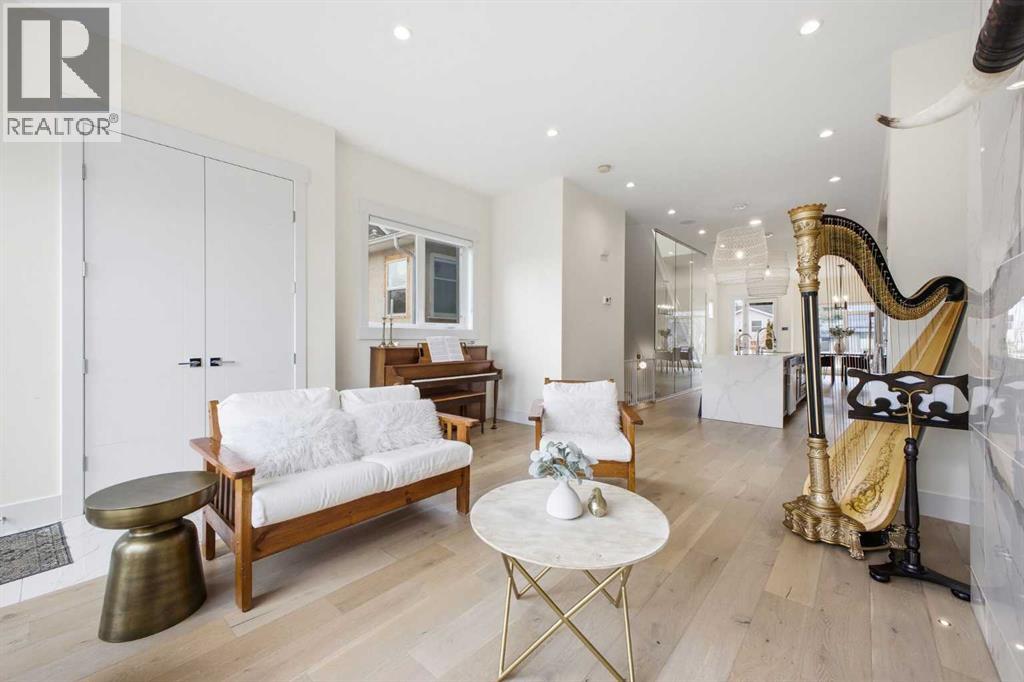 1430 27 Street Sw, Calgary, Alberta  T3C 1L3 - Photo 13 - A2295767