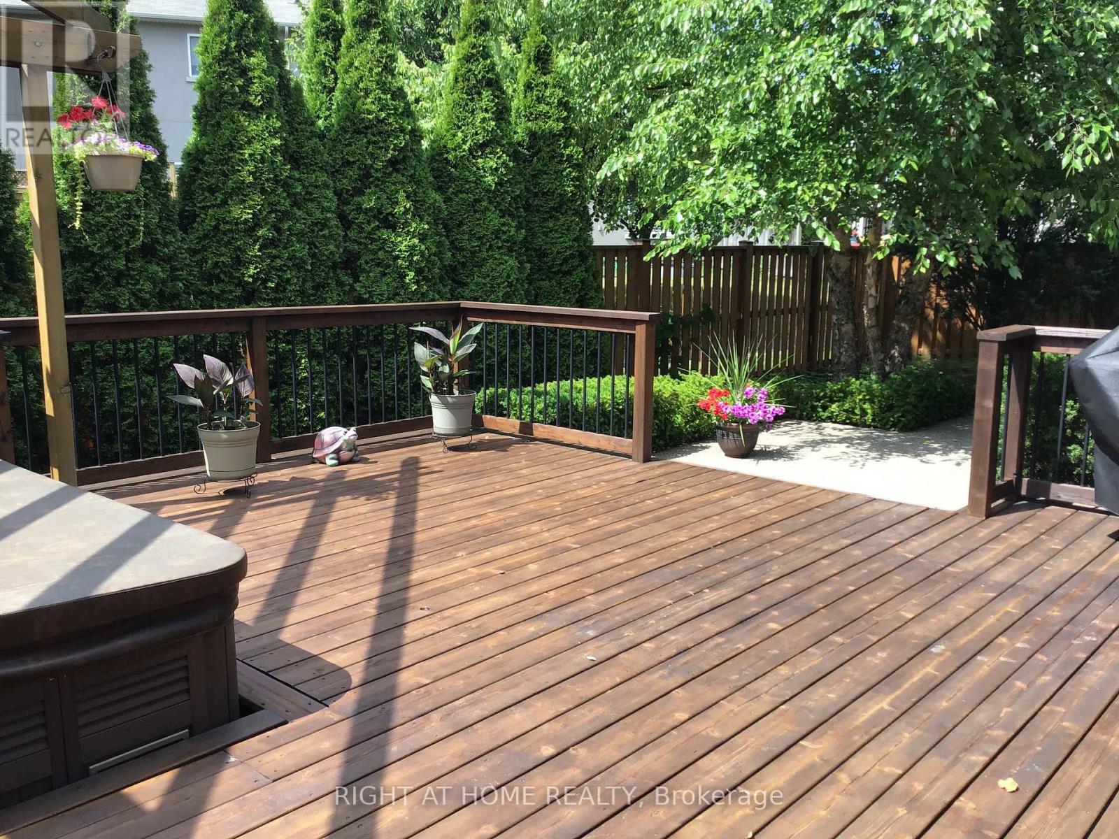 12 - 400 Stonehenge Drive, Hamilton (Meadowlands), Ontario  L9K 0A2 - Photo 29 - X12912200