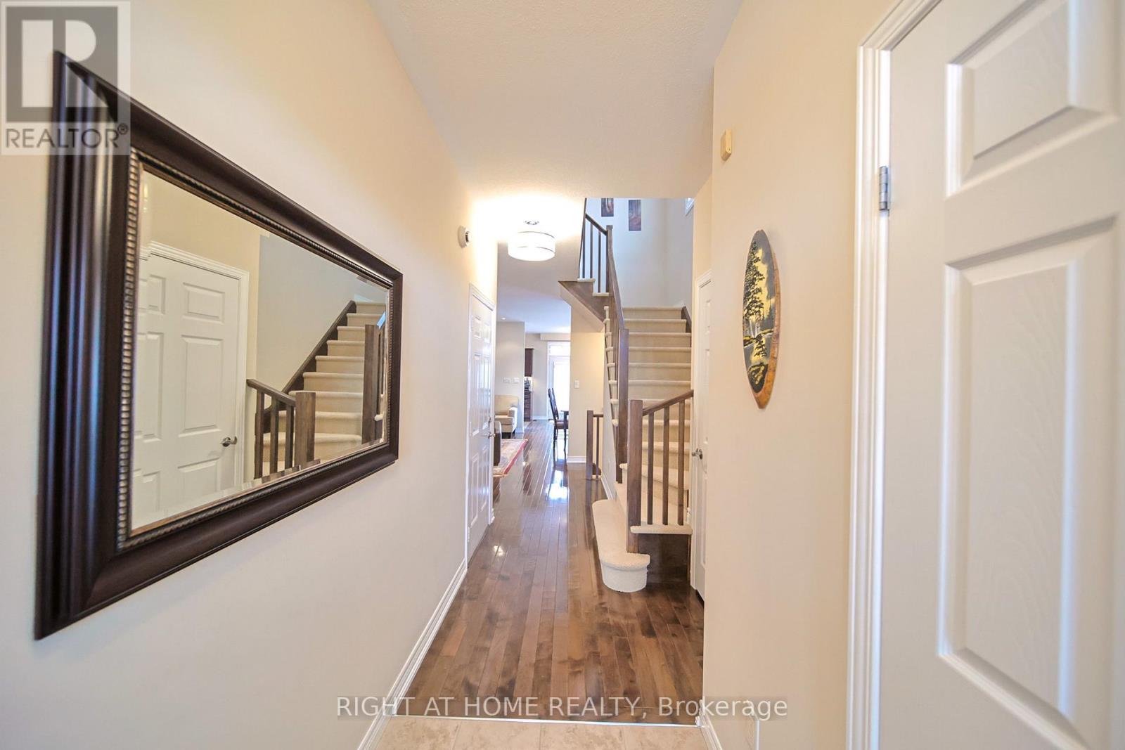 12 - 400 Stonehenge Drive, Hamilton (Meadowlands), Ontario  L9K 0A2 - Photo 6 - X12912200