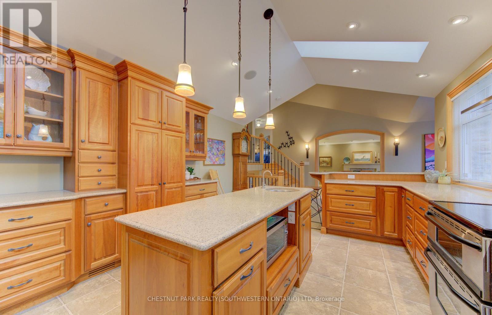 140 Aberdeen Road, Kitchener, Ontario  N2M 2Y7 - Photo 13 - X12919310