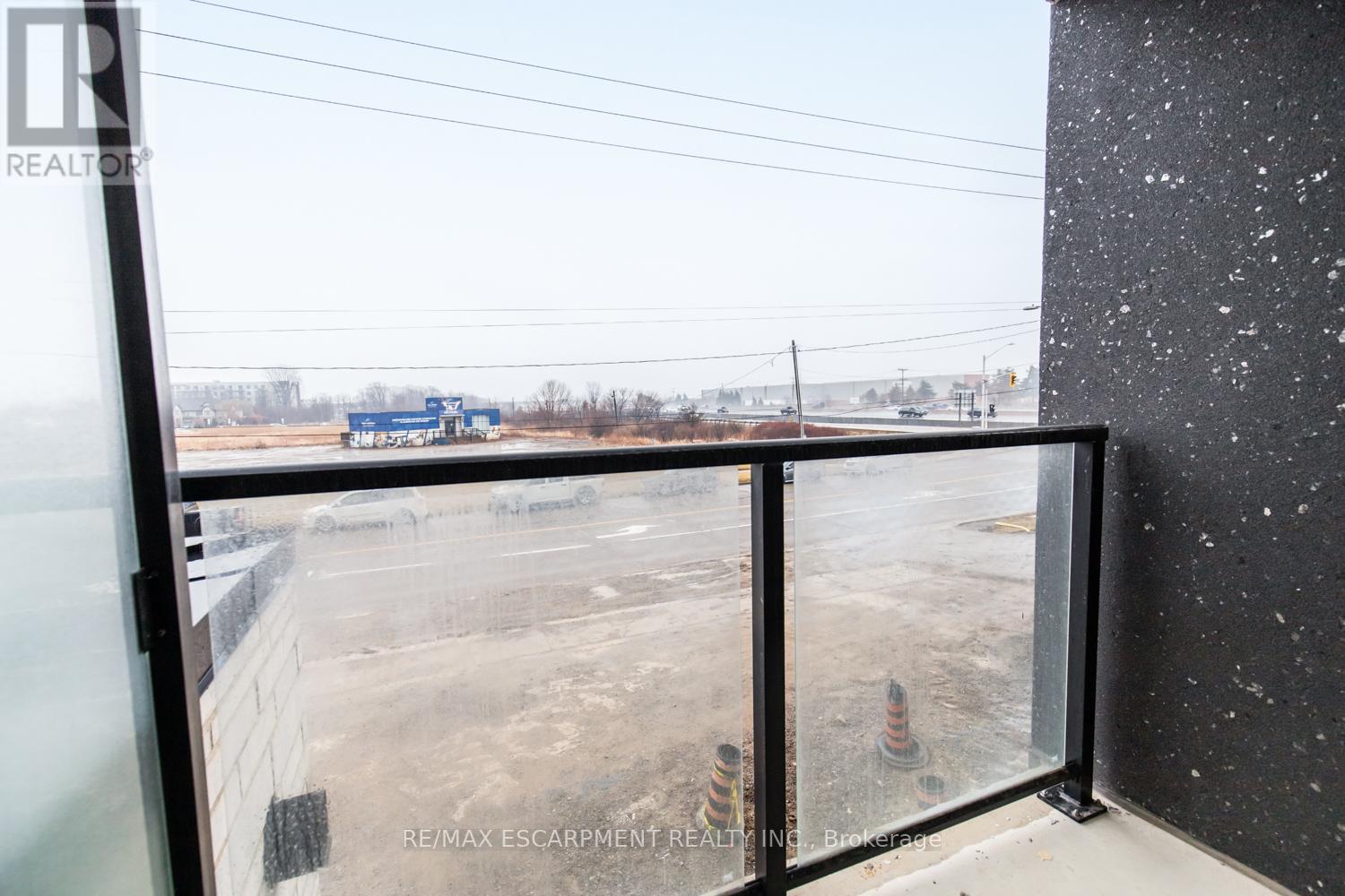 220 - 461 Green Road, Hamilton, Ontario  L8E 0L5 - Photo 17 - X12919358