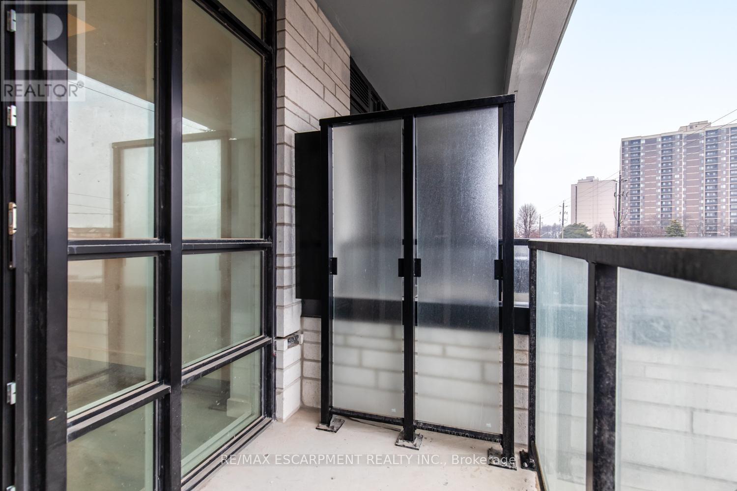 220 - 461 Green Road, Hamilton, Ontario  L8E 0L5 - Photo 18 - X12919358