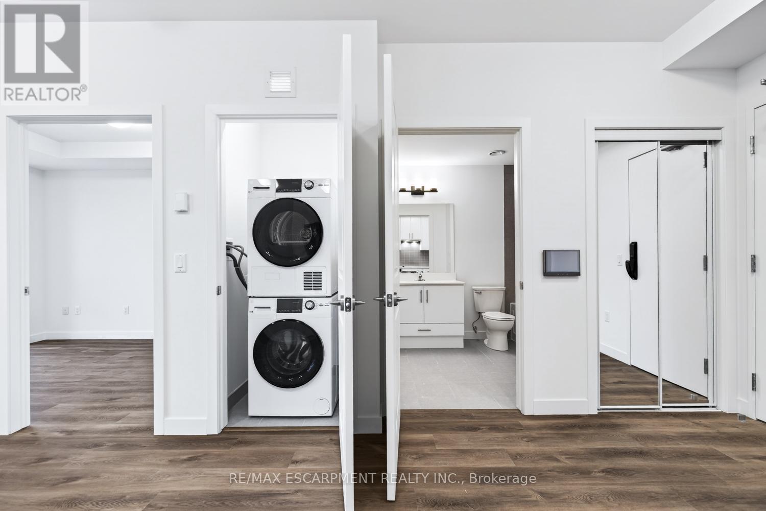 220 - 461 Green Road, Hamilton, Ontario  L8E 0L5 - Photo 23 - X12919358