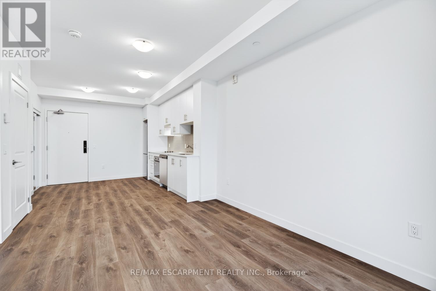 220 - 461 Green Road, Hamilton, Ontario  L8E 0L5 - Photo 7 - X12919358