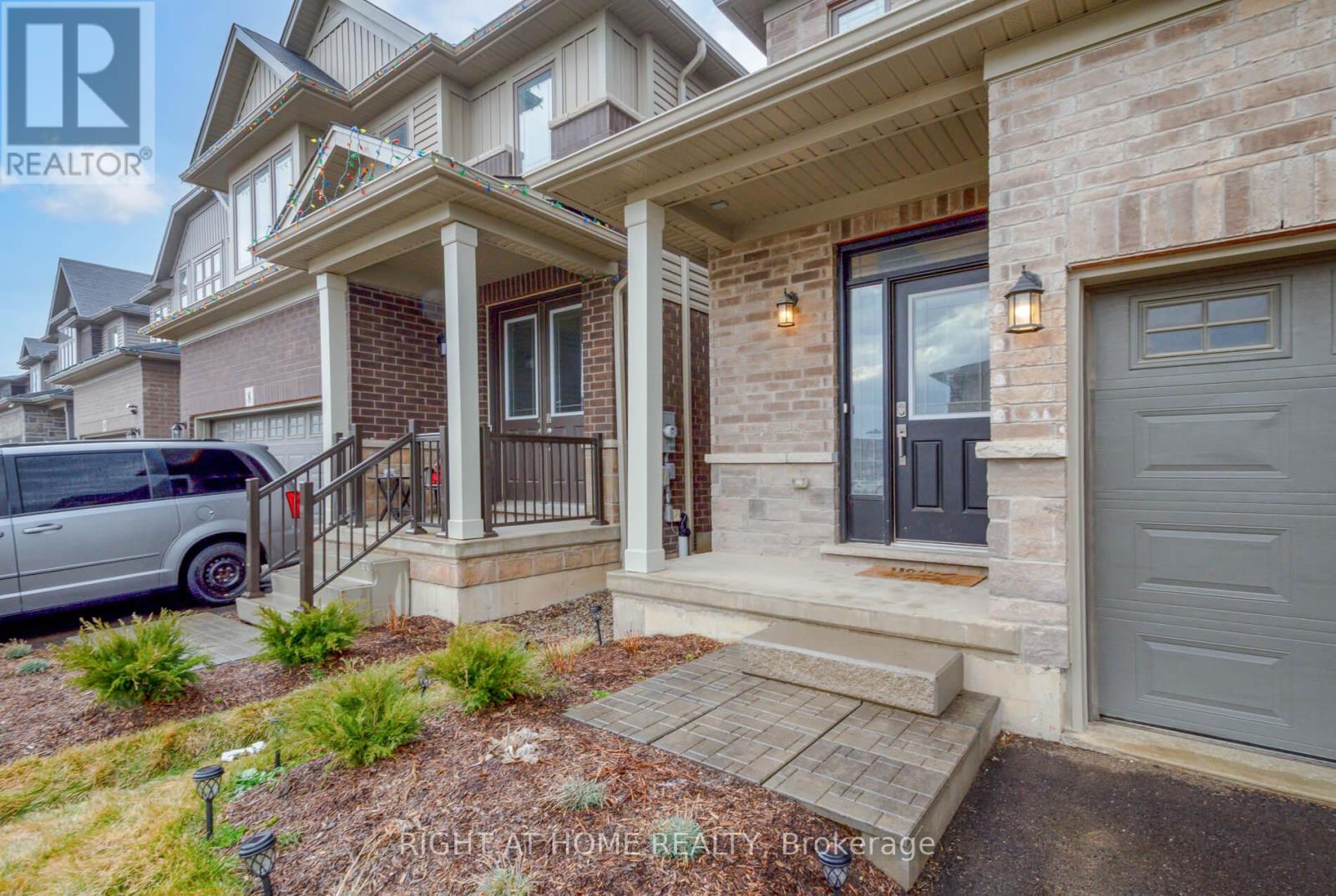 6 Broddy Avenue, Brantford, Ontario  N3T 0V2 - Photo 4 - X12919406