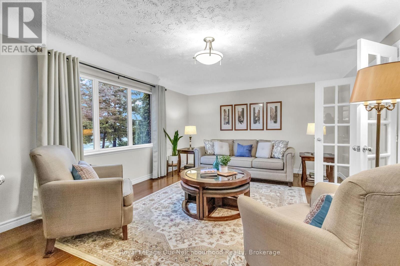 58 Clarke Street N, Woodstock, Ontario  N4S 7M5 - Photo 4 - X12919408