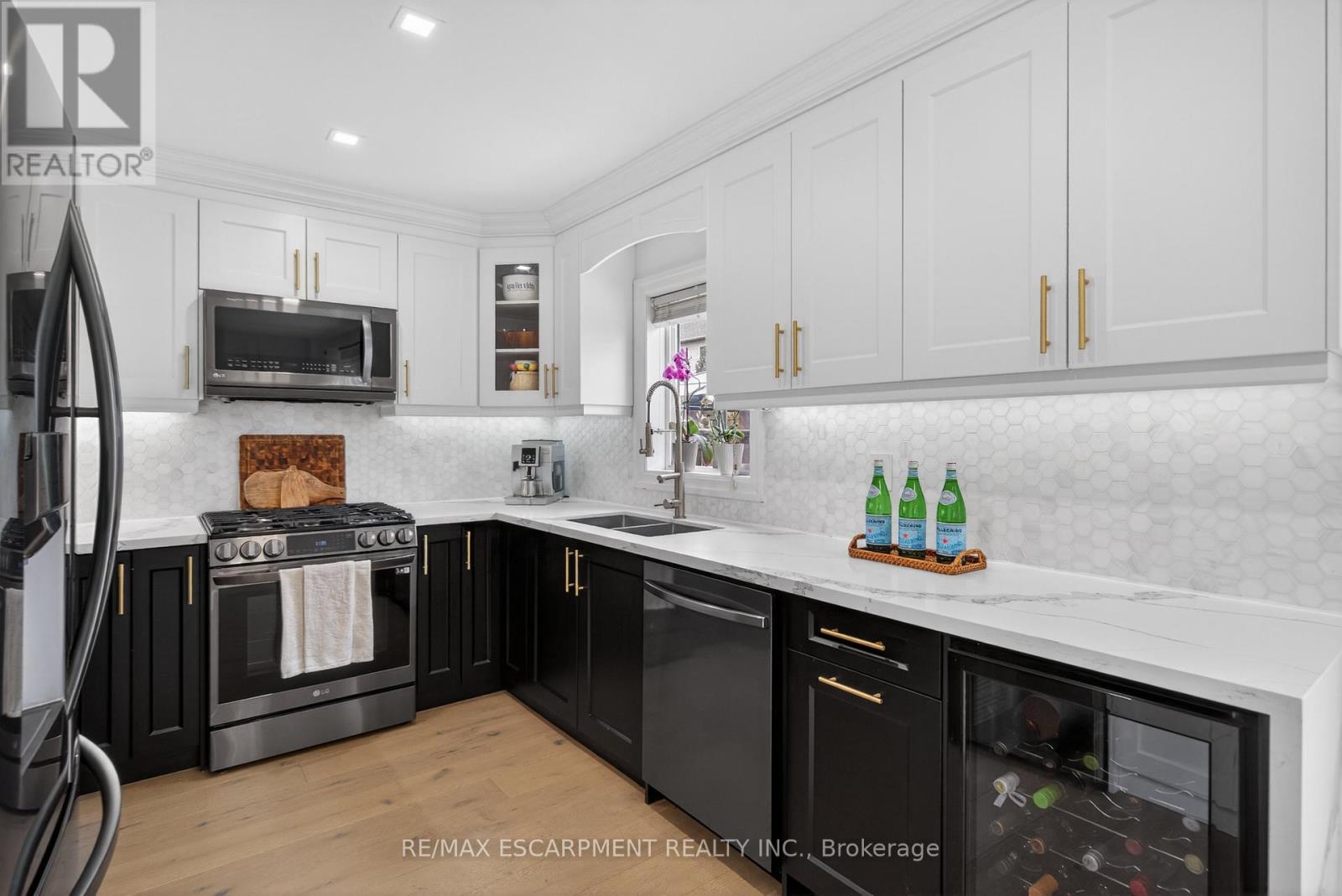 99 Fiddlehead Crescent, Hamilton, Ontario  L8B 0Y1 - Photo 8 - X12919476