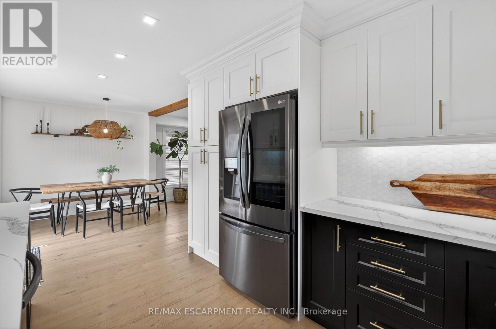 99 Fiddlehead Crescent, Hamilton, Ontario  L8B 0Y1 - Photo 9 - X12919476