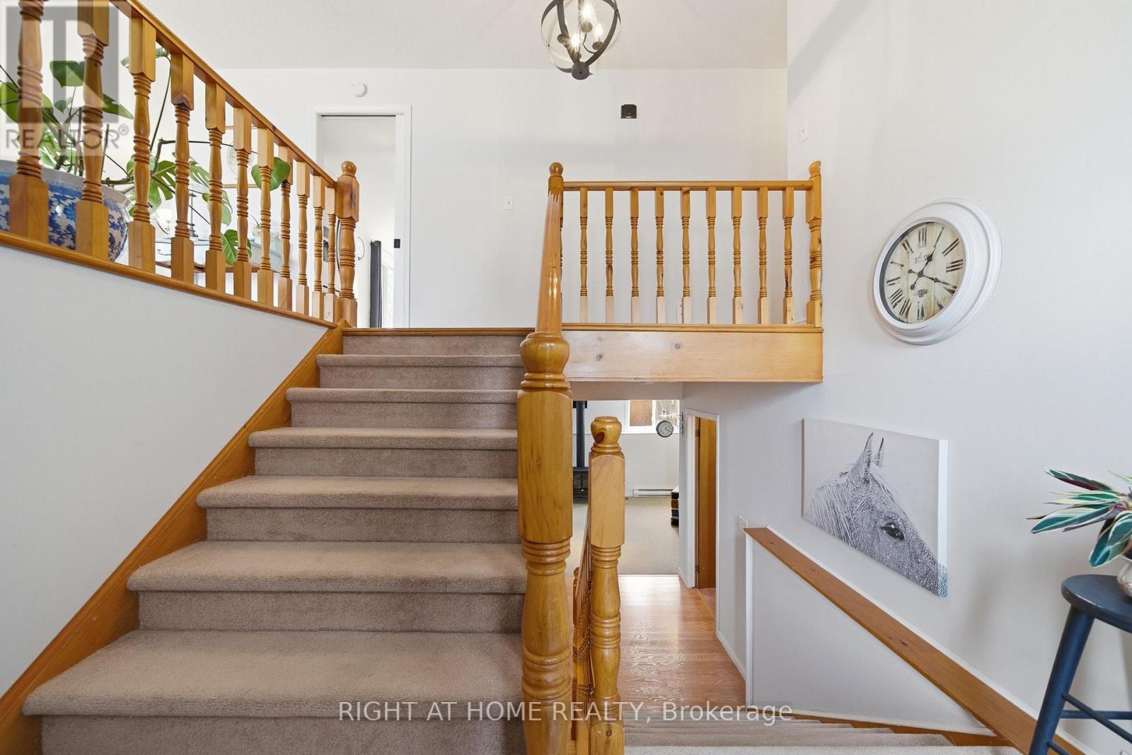 20 Argyle Crescent, Prince Edward County, Ontario  K0K 2T0 - Photo 4 - X12919528