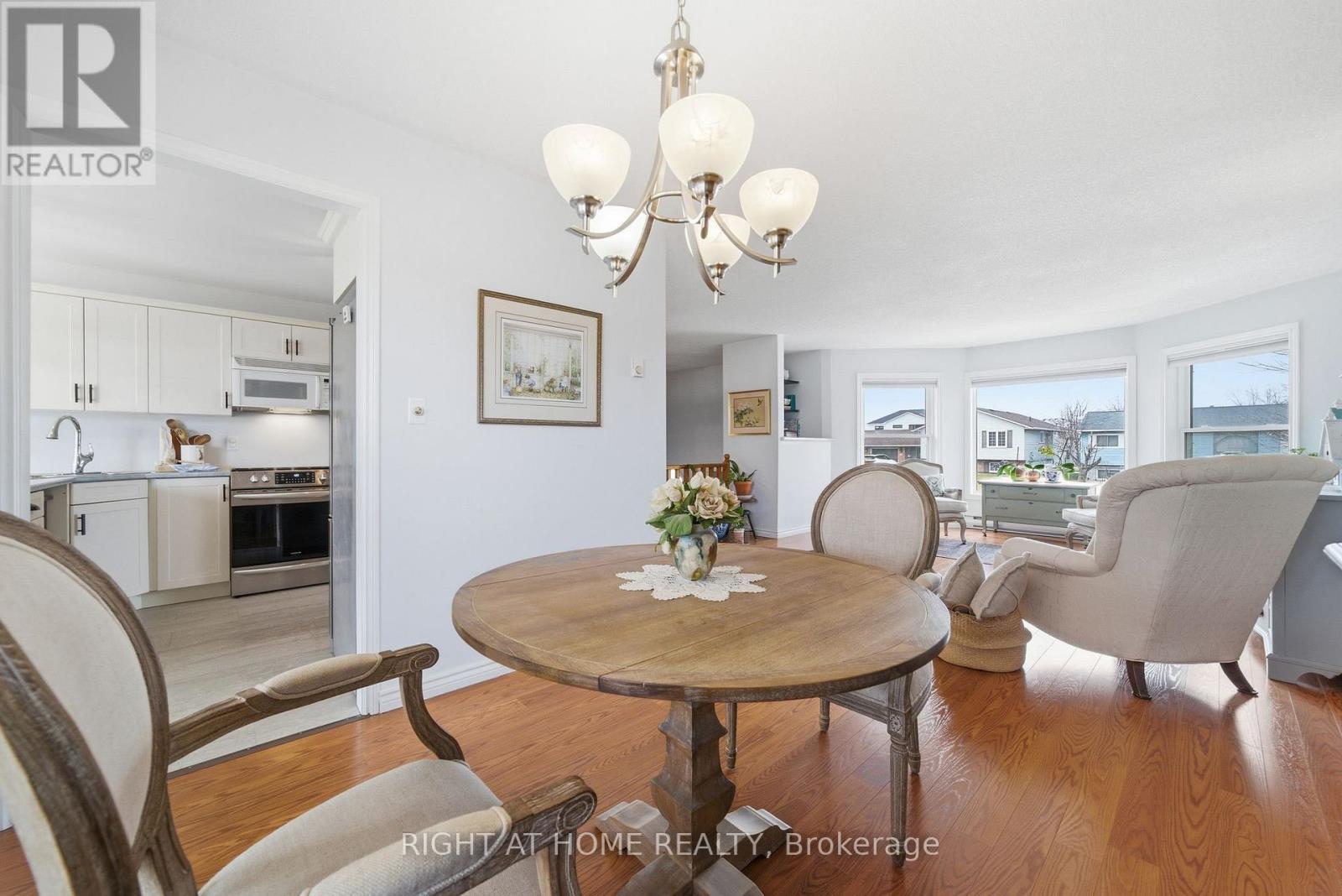 20 Argyle Crescent, Prince Edward County, Ontario  K0K 2T0 - Photo 9 - X12919528