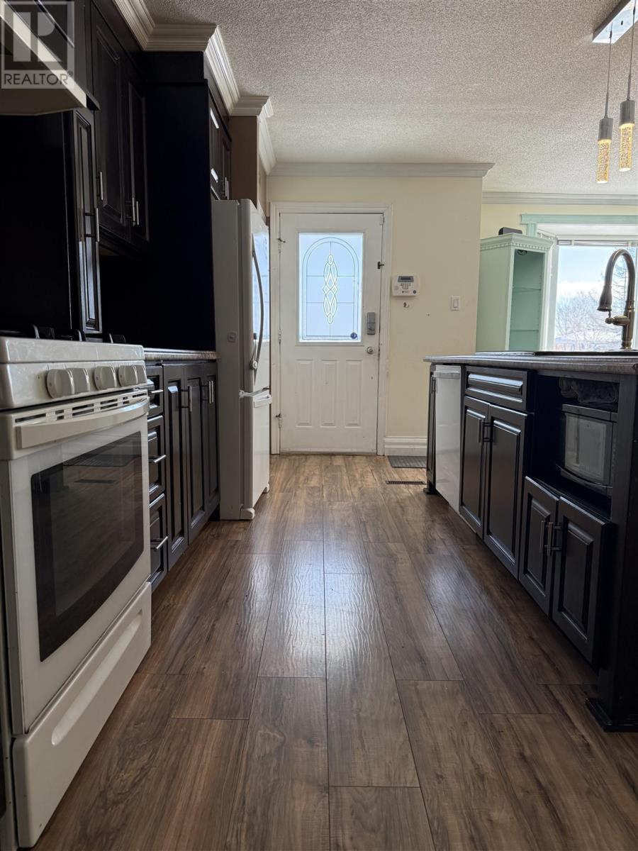 104 Taylor Blvd, Elliot Lake, Ontario  P5A 3K2 - Photo 16 - SM260533