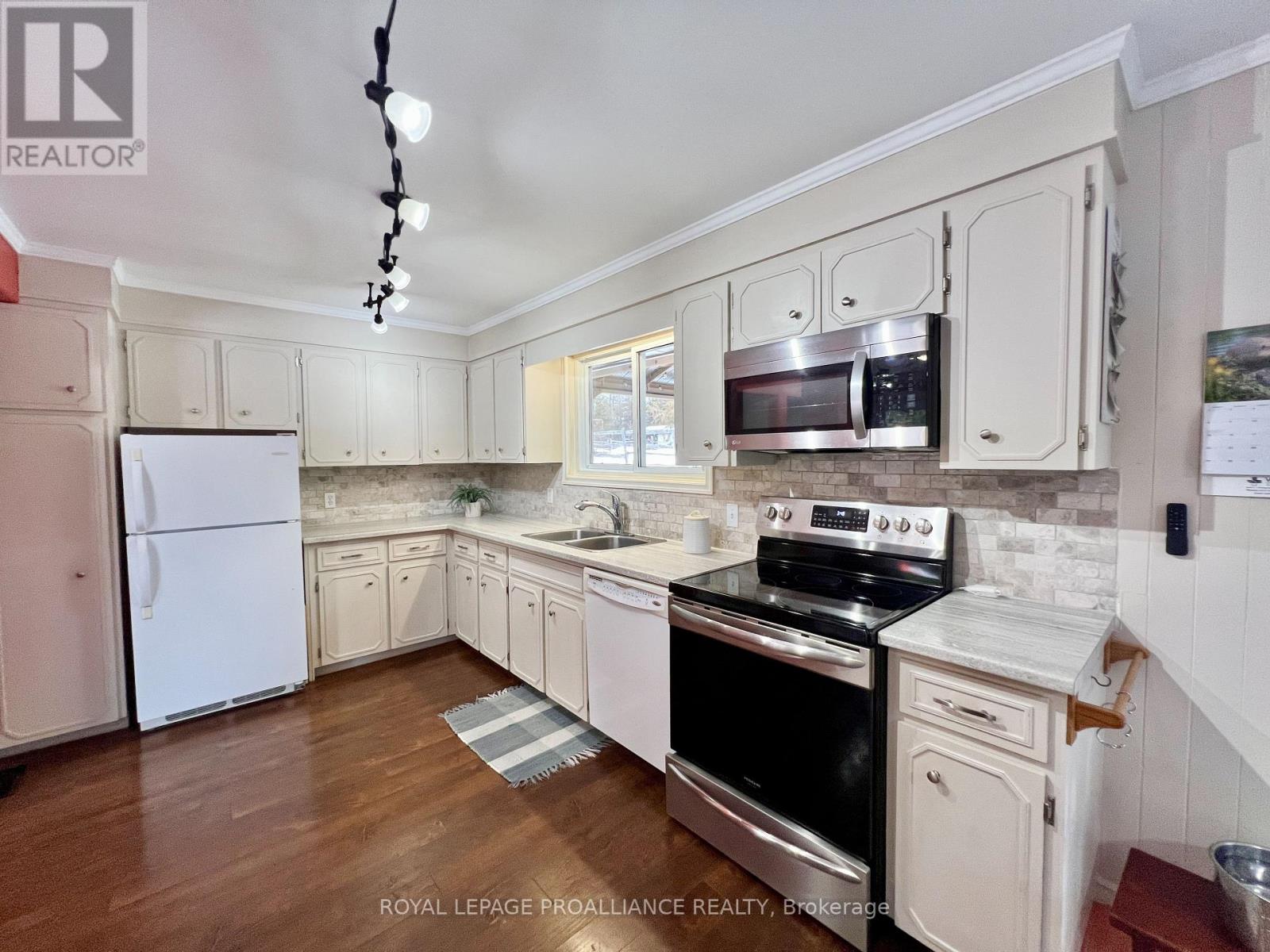 29 Goodfellow Lane, Tyendinaga (Tyendinaga Township), Ontario  K0K 2Y0 - Photo 12 - X12919570