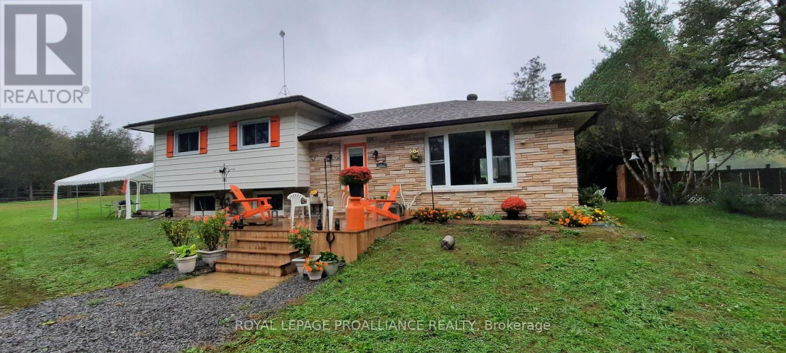 29 Goodfellow Lane, Tyendinaga (Tyendinaga Township), Ontario  K0K 2Y0 - Photo 3 - X12919570