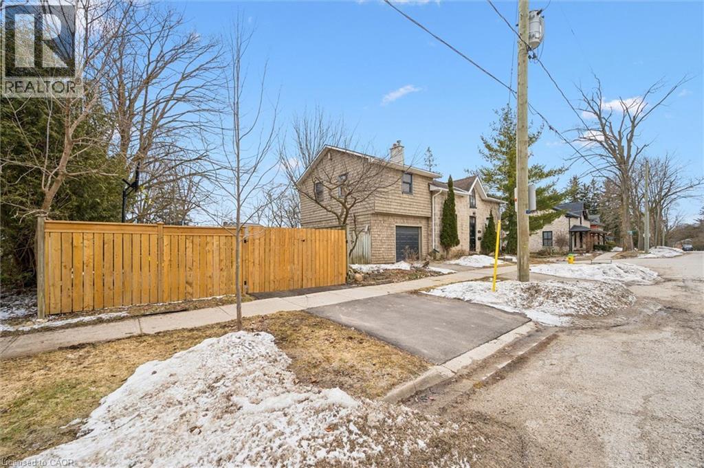 200 E St George Street E, Fergus, Ontario  N1M 1K4 - Photo 7 - 40812699