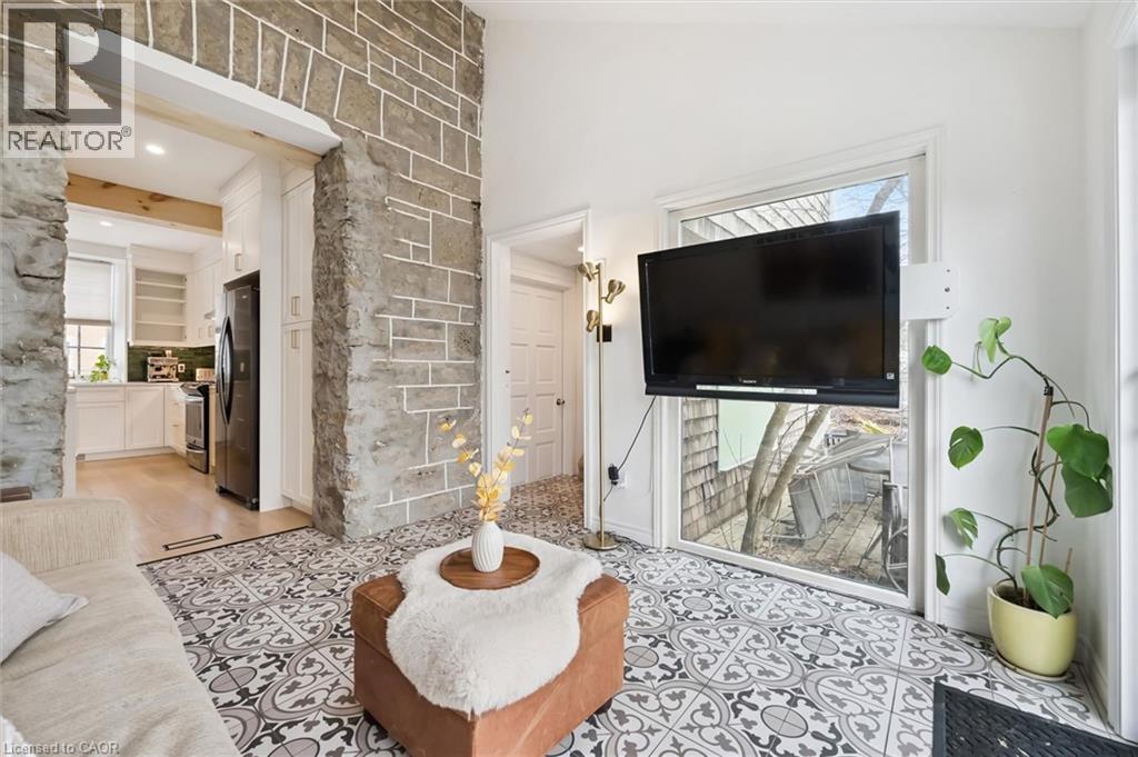 200 E St George Street E, Fergus, Ontario  N1M 1K4 - Photo 27 - 40812699