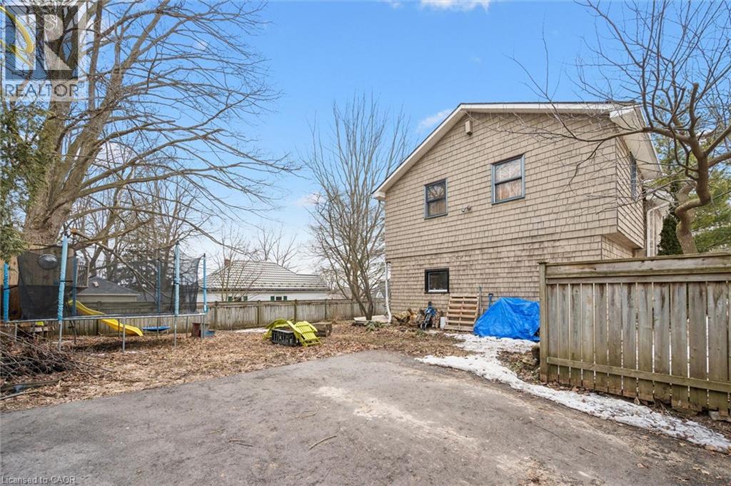 200 E St George Street E, Fergus, Ontario  N1M 1K4 - Photo 47 - 40812699