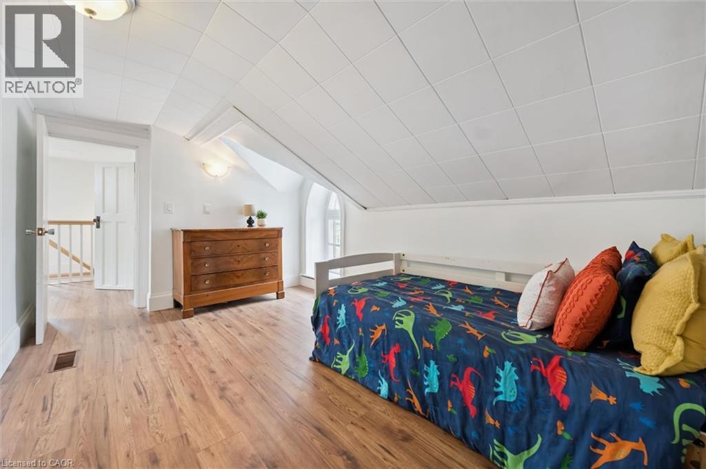 200 E St George Street E, Fergus, Ontario  N1M 1K4 - Photo 32 - 40812699