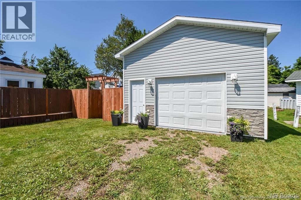 497 Rue De L'eglise, Tracadie, New Brunswick  E1X 1B1 - Photo 4 - NB135785