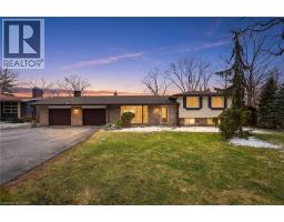 1 THORNCREST Boulevard, Dundas, Ontario