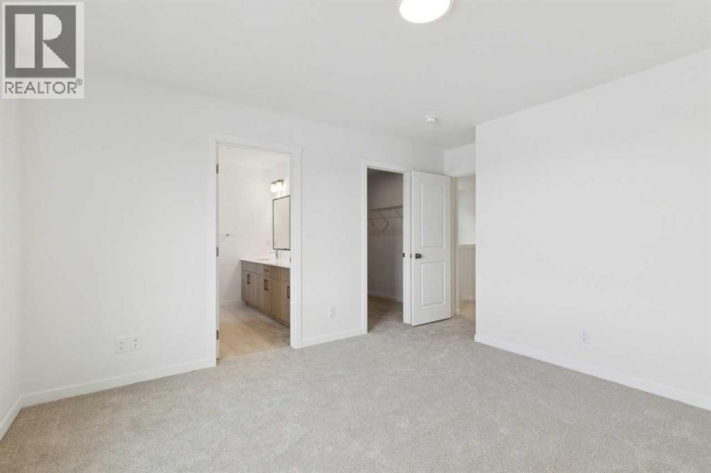 83 Southbow Village Way, Cochrane, Alberta  T4C 3N3 - Photo 21 - A2291886