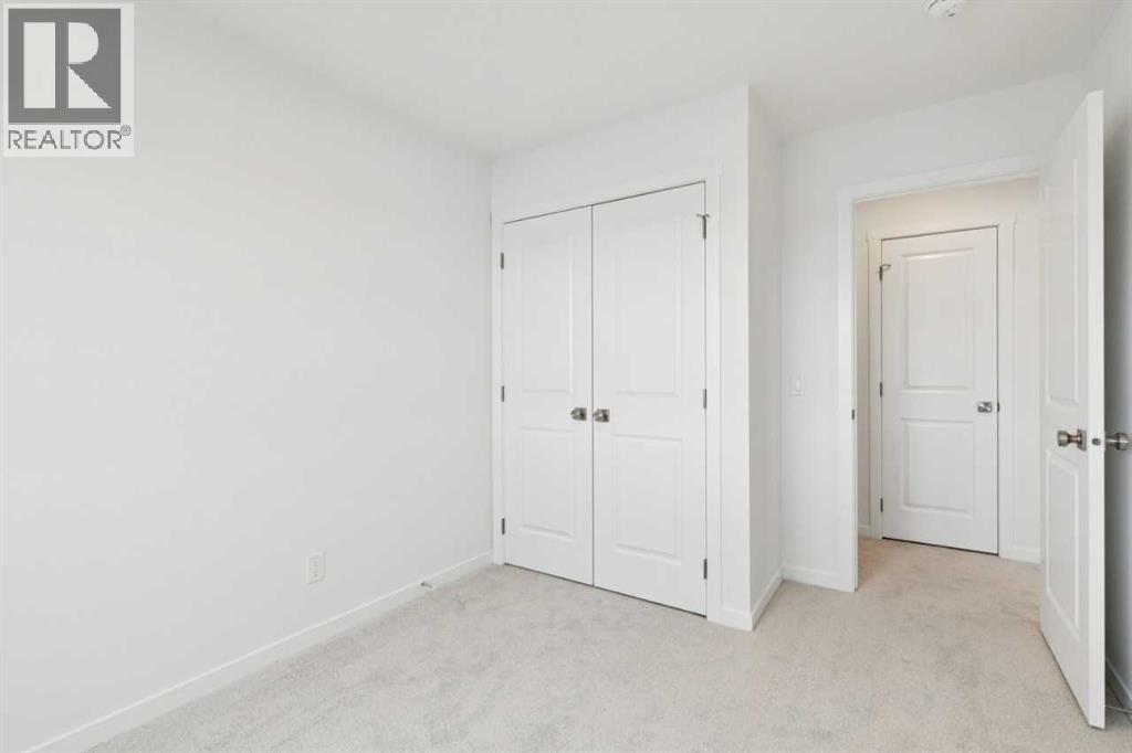 83 Southbow Village Way, Cochrane, Alberta  T4C 3N3 - Photo 28 - A2291886