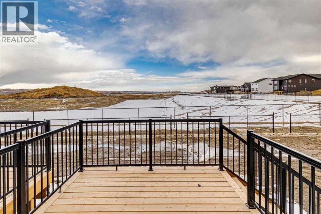 83 Southbow Village Way, Cochrane, Alberta  T4C 3N3 - Photo 35 - A2291886