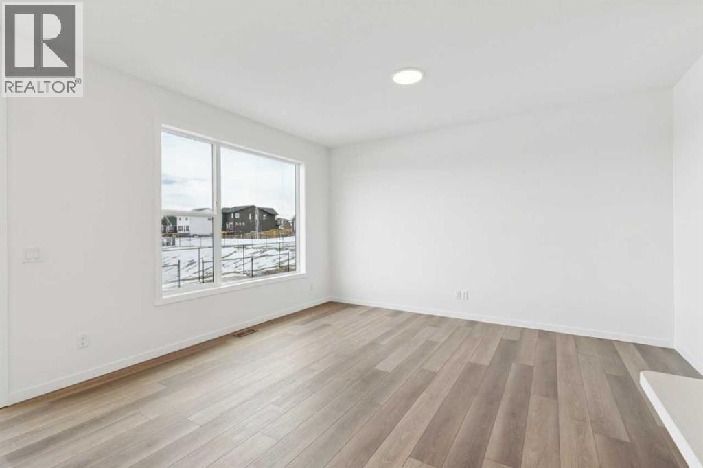 83 Southbow Village Way, Cochrane, Alberta  T4C 3N3 - Photo 16 - A2291886