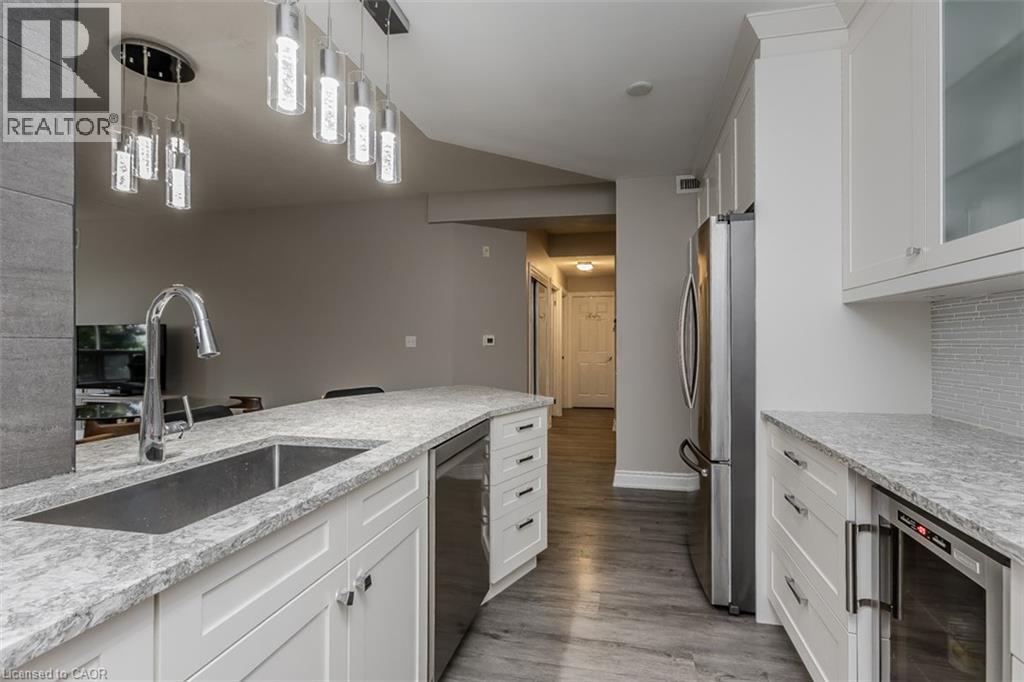 2075 Amherst Heights Drive Unit# 219, Burlington, Ontario  L7P 5B8 - Photo 7 - 40814380