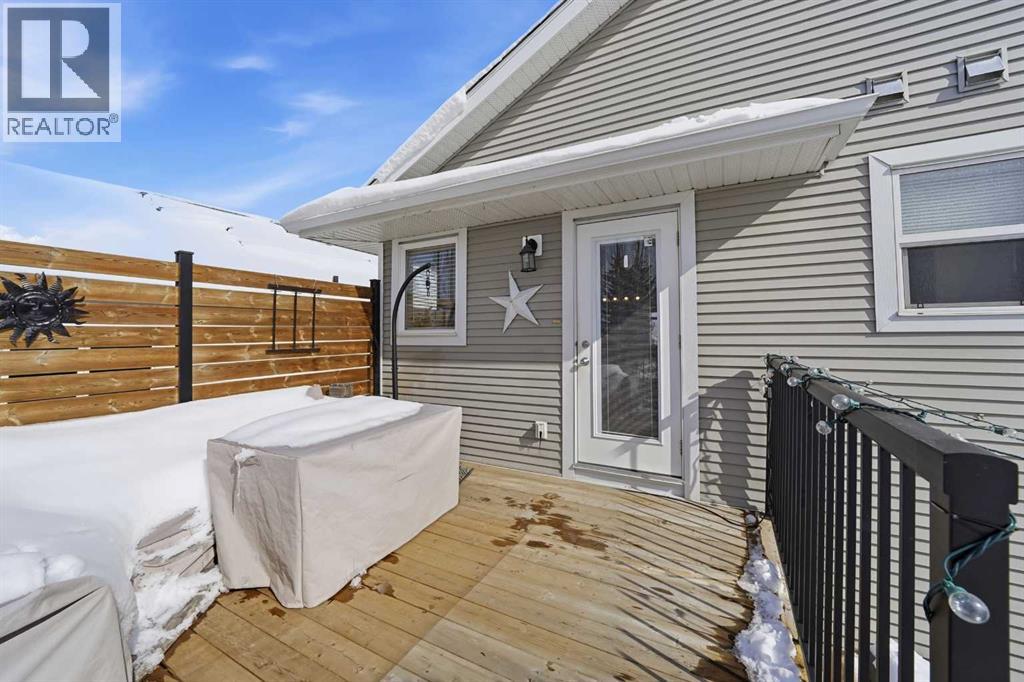 32 Rozier Close, Sylvan Lake, Alberta  T4S 0B8 - Photo 2 - A2293624