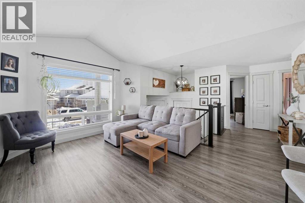 32 Rozier Close, Sylvan Lake, Alberta  T4S 0B8 - Photo 9 - A2293624