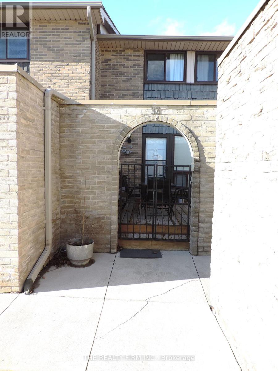 33 - 474 Southdale Road E, London South (South Q), Ontario  N6E 1A4 - Photo 43 - X12919552