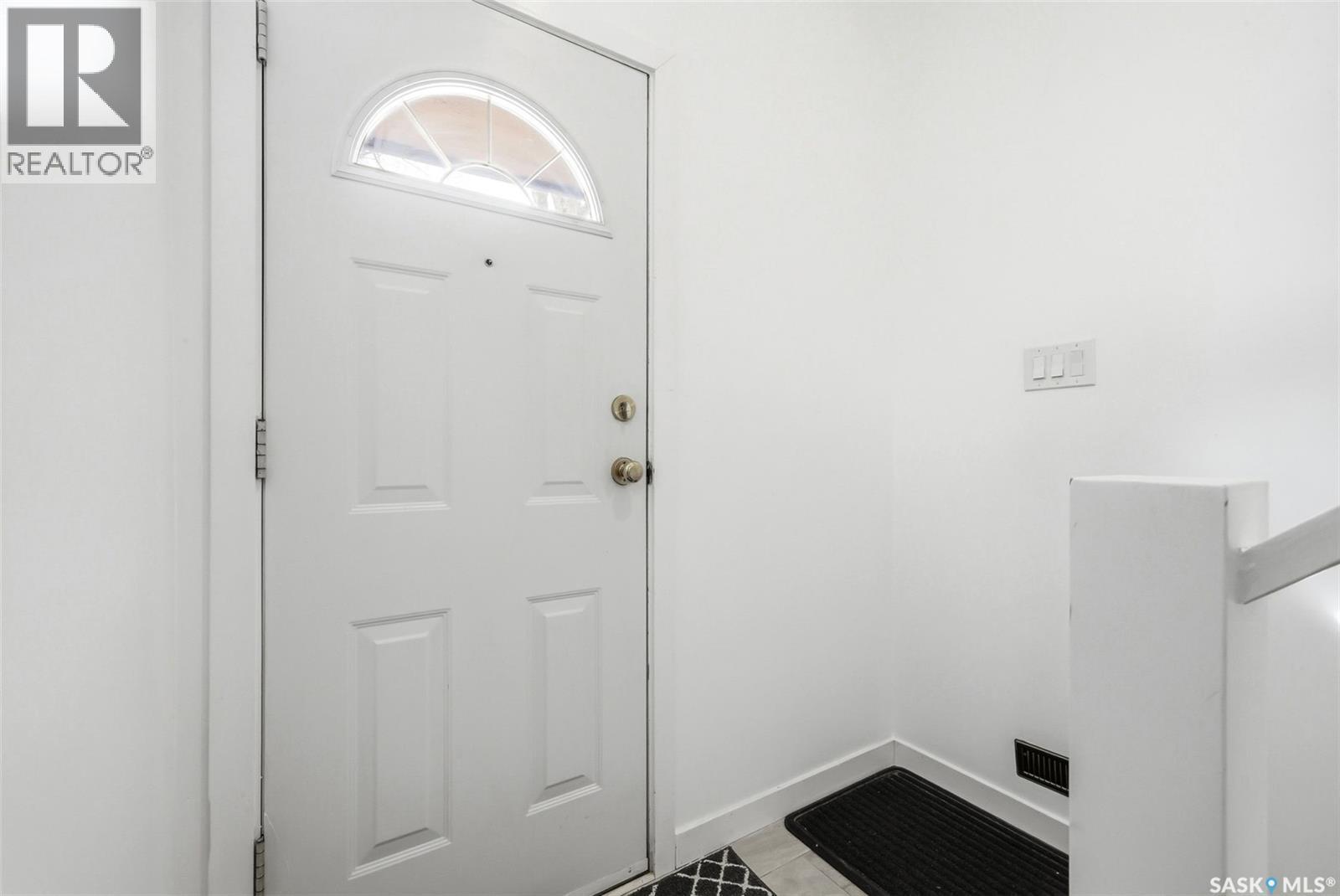 180 Tremaine Avenue, Regina, Saskatchewan  S4R 6S6 - Photo 16 - SK031212