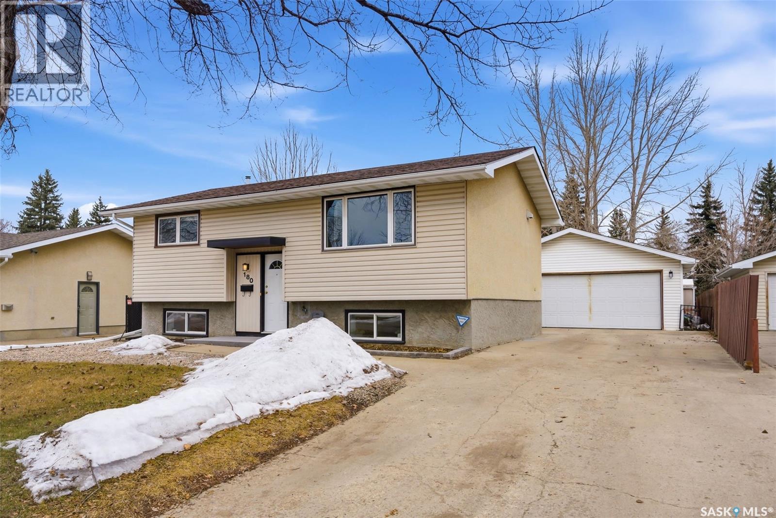 180 Tremaine Avenue, Regina, Saskatchewan  S4R 6S6 - Photo 32 - SK031212