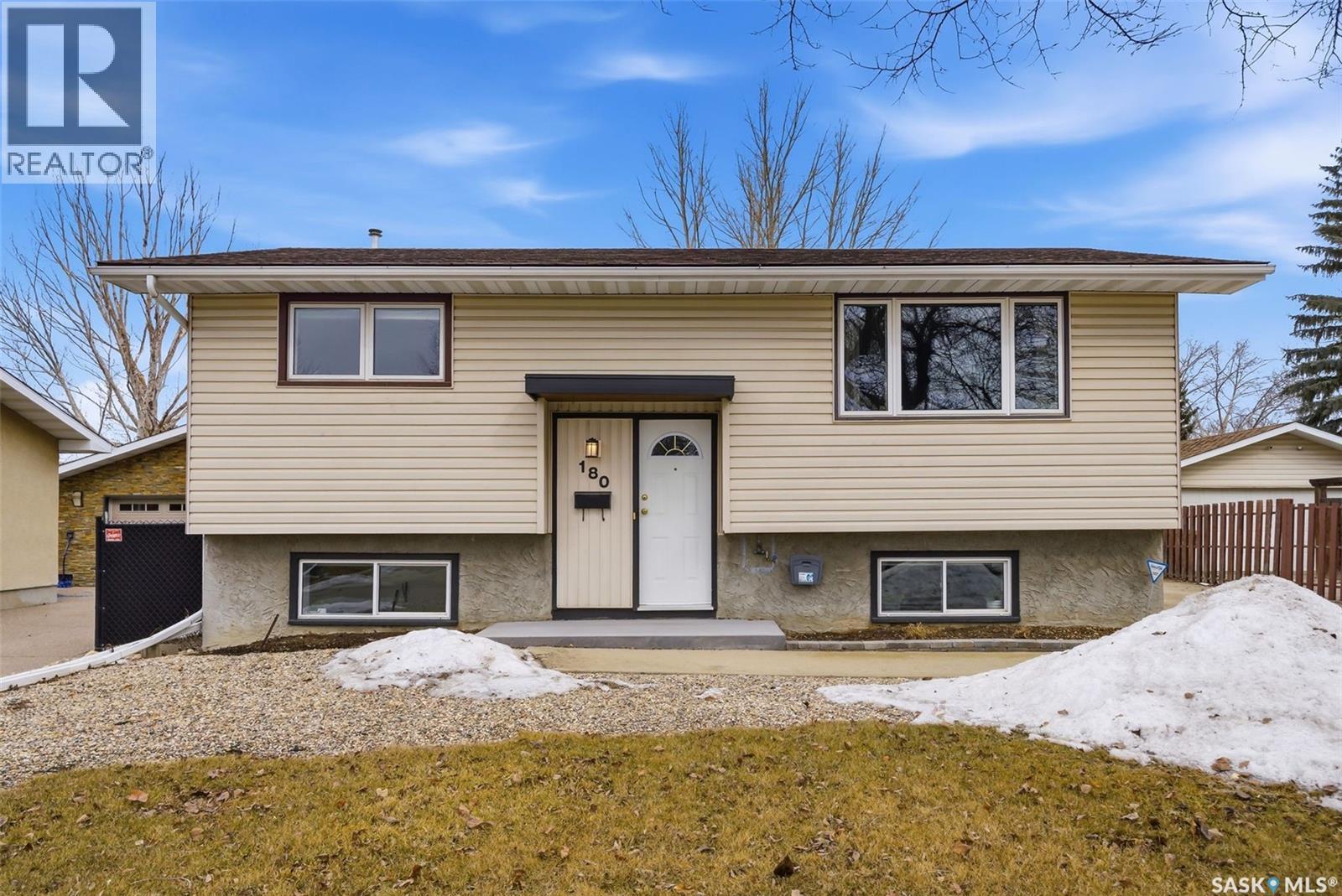 180 Tremaine Avenue, Regina, Saskatchewan  S4R 6S6 - Photo 39 - SK031212