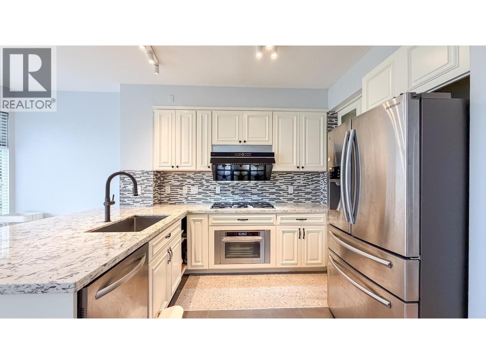 92 6888 Robson Drive, Richmond, British Columbia  V7C 5T6 - Photo 12 - R3103232