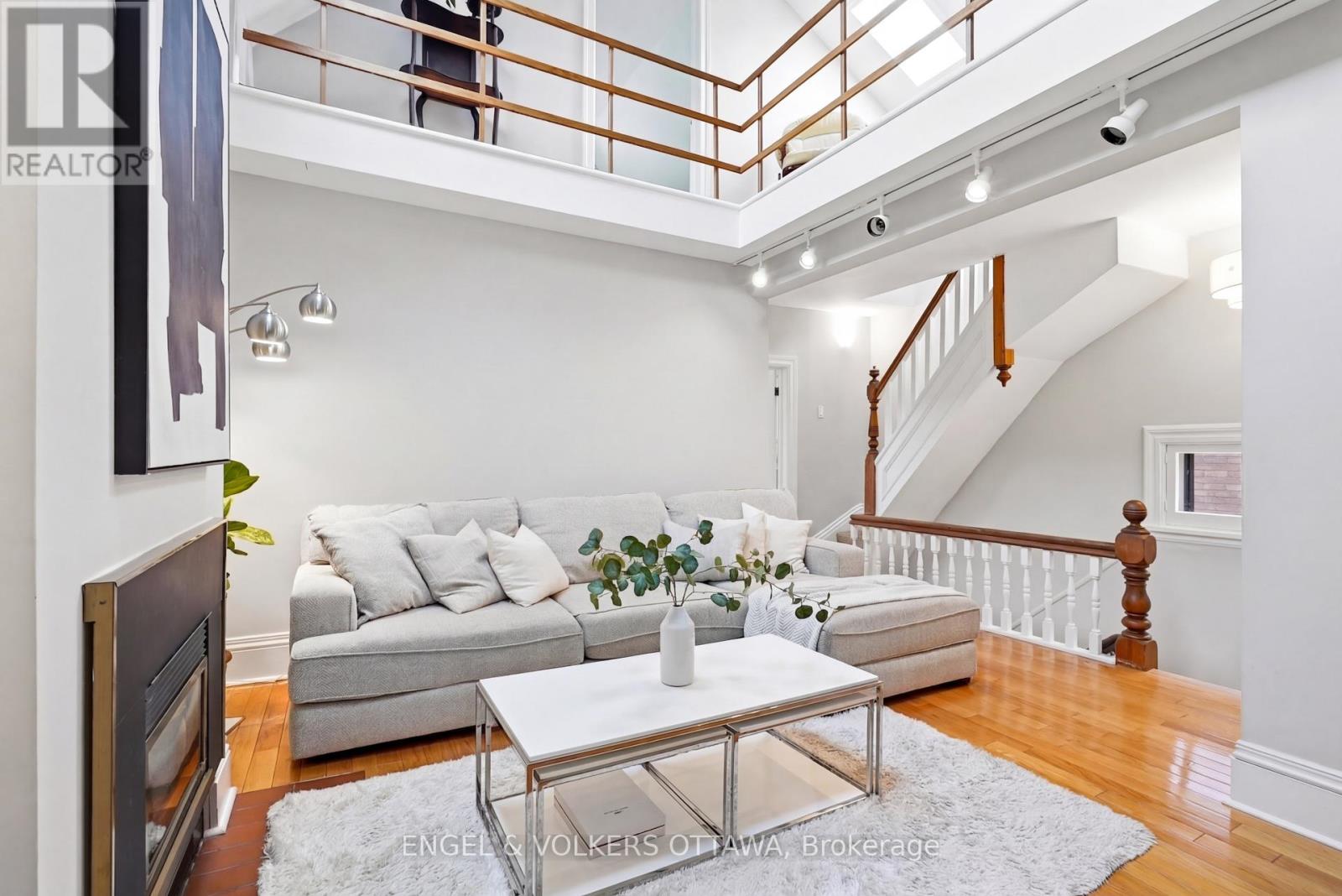 80 Waverley Street, Ottawa, Ontario  K2P 0V2 - Photo 12 - X12919576