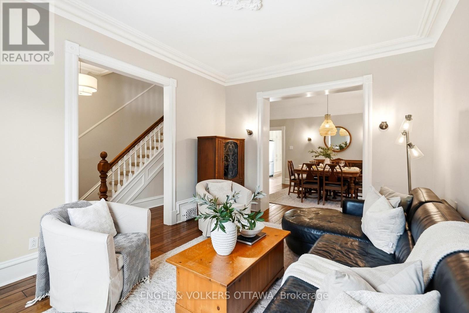 80 Waverley Street, Ottawa, Ontario  K2P 0V2 - Photo 3 - X12919576