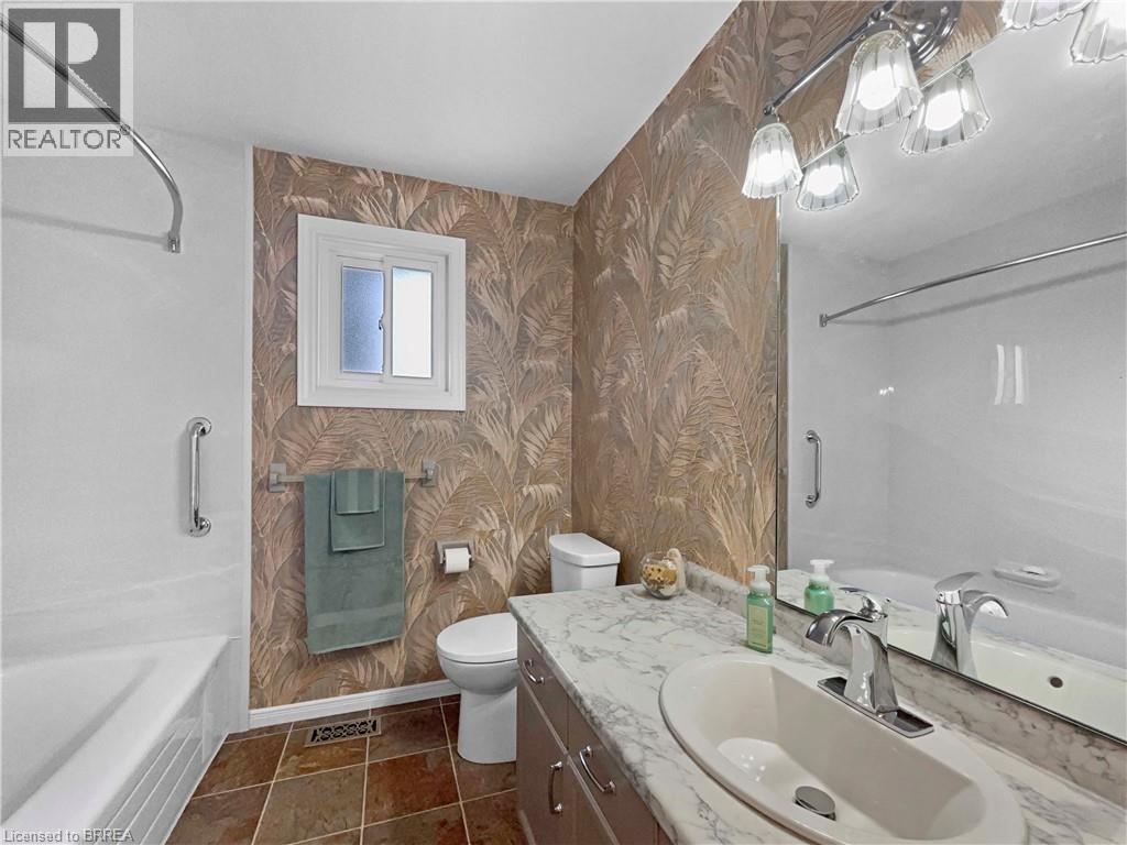 1 Kiev Boulevard, Brantford, Ontario  N3P 1Y9 - Photo 16 - 40814208