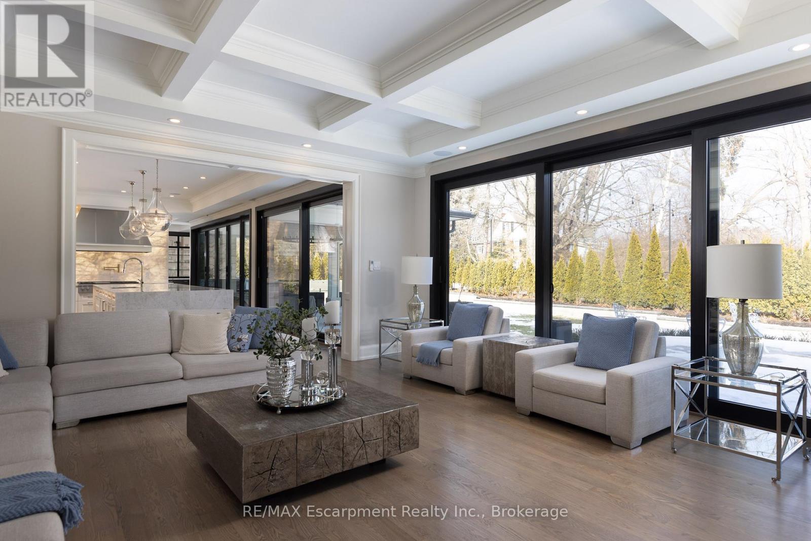 15 Lambert Common, Oakville, Ontario  L6K 0H6 - Photo 14 - W12919550