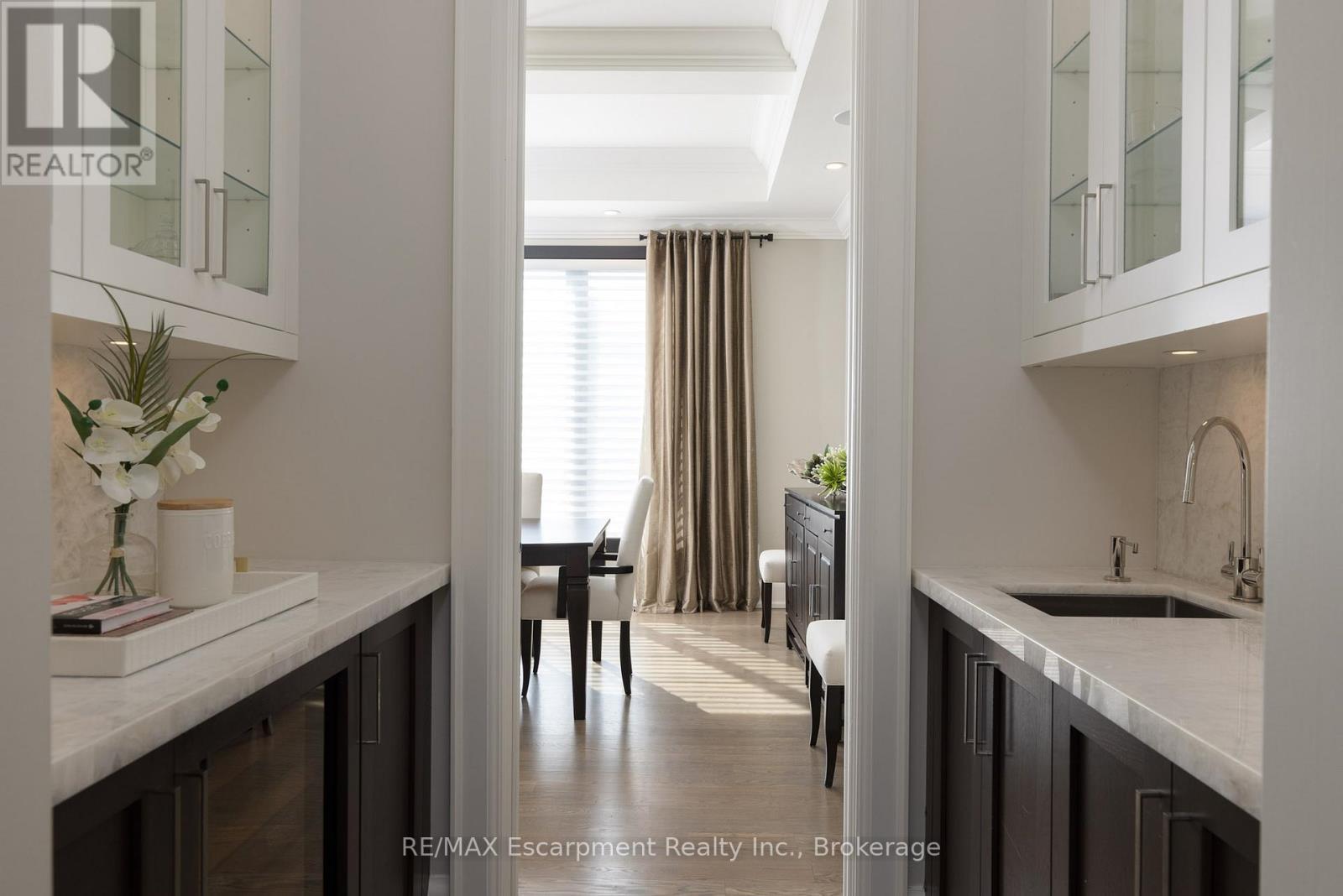 15 Lambert Common, Oakville, Ontario  L6K 0H6 - Photo 18 - W12919550