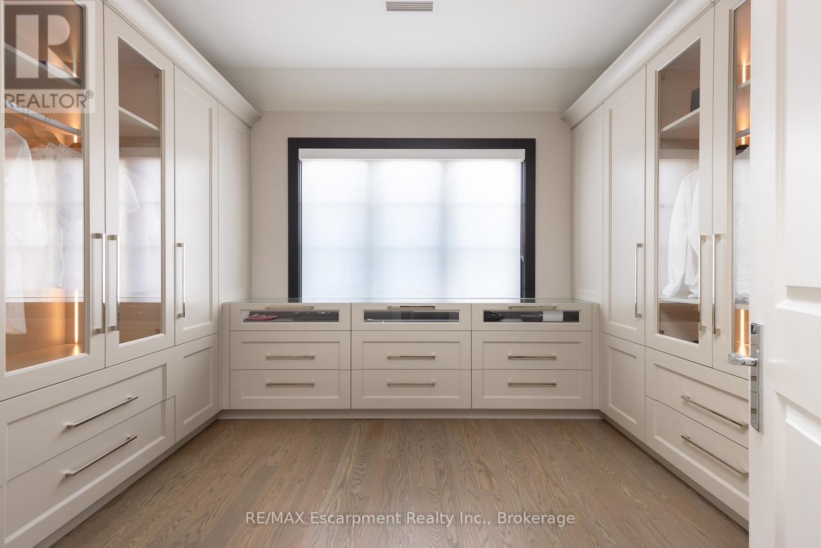 15 Lambert Common, Oakville, Ontario  L6K 0H6 - Photo 25 - W12919550